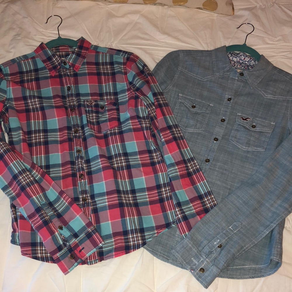 2 Hollister collared shirts